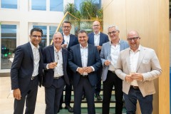 ZUERICH, 21. OKTOBER 2024 - ZUERCHER GENERALAGENTEN VERBAND ZGAV: Event des Zuercher Generalgenten Verbandes im Zurich Development Center ZDC an der Keltenstrasse 48 in Zuerich. Panel mit Erich Marte (Allianz), Thomas Steiger (Zurich), Herbert Goll (AXA), Daniel Gatti (SwissLife), Ralph Jeitzinger und Moderator Hans-Peter Nehmer (Allianz). Thema: Entschaedigungsmodelle im Aussendienst auf dem Pruefstand - Wohin geht die Reise? Auftrag: Anup Nastik, Allianz-Suisse Zuerich. 

ths/Photo by: THOMI STUDHALTER