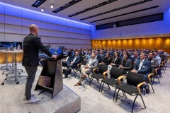 ZUERICH, 21. OKTOBER 2024 - ZUERCHER GENERALAGENTEN VERBAND ZGAV: Event des Zuercher Generalgenten Verbandes im Zurich Development Center ZDC an der Keltenstrasse 48 in Zuerich. Panel mit Erich Marte (Allianz), Thomas Steiger (Zurich), Herbert Goll (AXA), Daniel Gatti (SwissLife), Ralph Jeitzinger und Moderator Hans-Peter Nehmer (Allianz). Thema: Entschaedigungsmodelle im Aussendienst auf dem Pruefstand - Wohin geht die Reise? Auftrag: Anup Nastik, Allianz-Suisse Zuerich. 

ths/Photo by: THOMI STUDHALTER