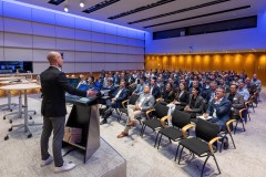 ZUERICH, 21. OKTOBER 2024 - ZUERCHER GENERALAGENTEN VERBAND ZGAV: Event des Zuercher Generalgenten Verbandes im Zurich Development Center ZDC an der Keltenstrasse 48 in Zuerich. Panel mit Erich Marte (Allianz), Thomas Steiger (Zurich), Herbert Goll (AXA), Daniel Gatti (SwissLife), Ralph Jeitzinger und Moderator Hans-Peter Nehmer (Allianz). Thema: Entschaedigungsmodelle im Aussendienst auf dem Pruefstand - Wohin geht die Reise? Auftrag: Anup Nastik, Allianz-Suisse Zuerich. 

ths/Photo by: THOMI STUDHALTER