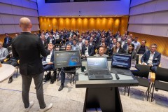 ZUERICH, 21. OKTOBER 2024 - ZUERCHER GENERALAGENTEN VERBAND ZGAV: Event des Zuercher Generalgenten Verbandes im Zurich Development Center ZDC an der Keltenstrasse 48 in Zuerich. Panel mit Erich Marte (Allianz), Thomas Steiger (Zurich), Herbert Goll (AXA), Daniel Gatti (SwissLife), Ralph Jeitzinger und Moderator Hans-Peter Nehmer (Allianz). Thema: Entschaedigungsmodelle im Aussendienst auf dem Pruefstand - Wohin geht die Reise? Auftrag: Anup Nastik, Allianz-Suisse Zuerich. 

ths/Photo by: THOMI STUDHALTER