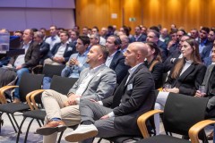 ZUERICH, 21. OKTOBER 2024 - ZUERCHER GENERALAGENTEN VERBAND ZGAV: Event des Zuercher Generalgenten Verbandes im Zurich Development Center ZDC an der Keltenstrasse 48 in Zuerich. Panel mit Erich Marte (Allianz), Thomas Steiger (Zurich), Herbert Goll (AXA), Daniel Gatti (SwissLife), Ralph Jeitzinger und Moderator Hans-Peter Nehmer (Allianz). Thema: Entschaedigungsmodelle im Aussendienst auf dem Pruefstand - Wohin geht die Reise? Auftrag: Anup Nastik, Allianz-Suisse Zuerich. 

ths/Photo by: THOMI STUDHALTER