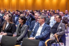 ZUERICH, 21. OKTOBER 2024 - ZUERCHER GENERALAGENTEN VERBAND ZGAV: Event des Zuercher Generalgenten Verbandes im Zurich Development Center ZDC an der Keltenstrasse 48 in Zuerich. Panel mit Erich Marte (Allianz), Thomas Steiger (Zurich), Herbert Goll (AXA), Daniel Gatti (SwissLife), Ralph Jeitzinger und Moderator Hans-Peter Nehmer (Allianz). Thema: Entschaedigungsmodelle im Aussendienst auf dem Pruefstand - Wohin geht die Reise? Auftrag: Anup Nastik, Allianz-Suisse Zuerich. 

ths/Photo by: THOMI STUDHALTER