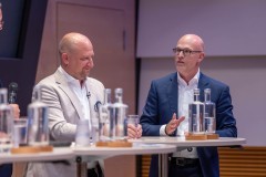 ZUERICH, 21. OKTOBER 2024 - ZUERCHER GENERALAGENTEN VERBAND ZGAV: Event des Zuercher Generalgenten Verbandes im Zurich Development Center ZDC an der Keltenstrasse 48 in Zuerich. Panel mit Erich Marte (Allianz), Thomas Steiger (Zurich), Herbert Goll (AXA), Daniel Gatti (SwissLife), Ralph Jeitzinger und Moderator Hans-Peter Nehmer (Allianz). Thema: Entschaedigungsmodelle im Aussendienst auf dem Pruefstand - Wohin geht die Reise? Auftrag: Anup Nastik, Allianz-Suisse Zuerich. 

ths/Photo by: THOMI STUDHALTER