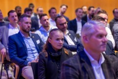 ZUERICH, 21. OKTOBER 2024 - ZUERCHER GENERALAGENTEN VERBAND ZGAV: Event des Zuercher Generalgenten Verbandes im Zurich Development Center ZDC an der Keltenstrasse 48 in Zuerich. Panel mit Erich Marte (Allianz), Thomas Steiger (Zurich), Herbert Goll (AXA), Daniel Gatti (SwissLife), Ralph Jeitzinger und Moderator Hans-Peter Nehmer (Allianz). Thema: Entschaedigungsmodelle im Aussendienst auf dem Pruefstand - Wohin geht die Reise? Auftrag: Anup Nastik, Allianz-Suisse Zuerich. 

ths/Photo by: THOMI STUDHALTER