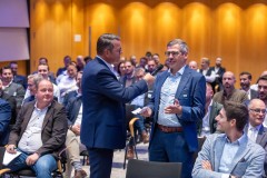 ZUERICH, 21. OKTOBER 2024 - ZUERCHER GENERALAGENTEN VERBAND ZGAV: Event des Zuercher Generalgenten Verbandes im Zurich Development Center ZDC an der Keltenstrasse 48 in Zuerich. Panel mit Erich Marte (Allianz), Thomas Steiger (Zurich), Herbert Goll (AXA), Daniel Gatti (SwissLife), Ralph Jeitzinger und Moderator Hans-Peter Nehmer (Allianz). Thema: Entschaedigungsmodelle im Aussendienst auf dem Pruefstand - Wohin geht die Reise? Auftrag: Anup Nastik, Allianz-Suisse Zuerich. 

ths/Photo by: THOMI STUDHALTER