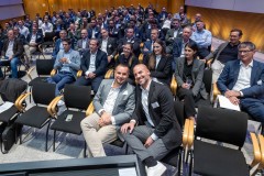 ZUERICH, 21. OKTOBER 2024 - ZUERCHER GENERALAGENTEN VERBAND ZGAV: Event des Zuercher Generalgenten Verbandes im Zurich Development Center ZDC an der Keltenstrasse 48 in Zuerich. Panel mit Erich Marte (Allianz), Thomas Steiger (Zurich), Herbert Goll (AXA), Daniel Gatti (SwissLife), Ralph Jeitzinger und Moderator Hans-Peter Nehmer (Allianz). Thema: Entschaedigungsmodelle im Aussendienst auf dem Pruefstand - Wohin geht die Reise? Auftrag: Anup Nastik, Allianz-Suisse Zuerich. ths/Photo by: THOMI STUDHALTER