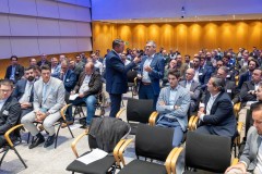 ZUERICH, 21. OKTOBER 2024 - ZUERCHER GENERALAGENTEN VERBAND ZGAV: Event des Zuercher Generalgenten Verbandes im Zurich Development Center ZDC an der Keltenstrasse 48 in Zuerich. Panel mit Erich Marte (Allianz), Thomas Steiger (Zurich), Herbert Goll (AXA), Daniel Gatti (SwissLife), Ralph Jeitzinger und Moderator Hans-Peter Nehmer (Allianz). Thema: Entschaedigungsmodelle im Aussendienst auf dem Pruefstand - Wohin geht die Reise? Auftrag: Anup Nastik, Allianz-Suisse Zuerich. ths/Photo by: THOMI STUDHALTER