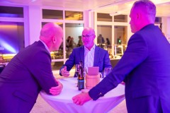 ZUERICH, 21. OKTOBER 2024 - ZUERCHER GENERALAGENTEN VERBAND ZGAV: Event des Zuercher Generalgenten Verbandes im Zurich Development Center ZDC an der Keltenstrasse 48 in Zuerich. Panel mit Erich Marte (Allianz), Thomas Steiger (Zurich), Herbert Goll (AXA), Daniel Gatti (SwissLife), Ralph Jeitzinger und Moderator Hans-Peter Nehmer (Allianz). Thema: Entschaedigungsmodelle im Aussendienst auf dem Pruefstand - Wohin geht die Reise? Auftrag: Anup Nastik, Allianz-Suisse Zuerich. ths/Photo by: THOMI STUDHALTER