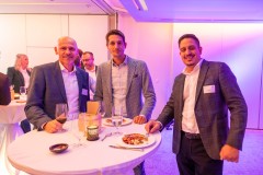 ZUERICH, 21. OKTOBER 2024 - ZUERCHER GENERALAGENTEN VERBAND ZGAV: Event des Zuercher Generalgenten Verbandes im Zurich Development Center ZDC an der Keltenstrasse 48 in Zuerich. Panel mit Erich Marte (Allianz), Thomas Steiger (Zurich), Herbert Goll (AXA), Daniel Gatti (SwissLife), Ralph Jeitzinger und Moderator Hans-Peter Nehmer (Allianz). Thema: Entschaedigungsmodelle im Aussendienst auf dem Pruefstand - Wohin geht die Reise? Auftrag: Anup Nastik, Allianz-Suisse Zuerich. ths/Photo by: THOMI STUDHALTER