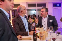 ZUERICH, 21. OKTOBER 2024 - ZUERCHER GENERALAGENTEN VERBAND ZGAV: Event des Zuercher Generalgenten Verbandes im Zurich Development Center ZDC an der Keltenstrasse 48 in Zuerich. Panel mit Erich Marte (Allianz), Thomas Steiger (Zurich), Herbert Goll (AXA), Daniel Gatti (SwissLife), Ralph Jeitzinger und Moderator Hans-Peter Nehmer (Allianz). Thema: Entschaedigungsmodelle im Aussendienst auf dem Pruefstand - Wohin geht die Reise? Auftrag: Anup Nastik, Allianz-Suisse Zuerich. ths/Photo by: THOMI STUDHALTER